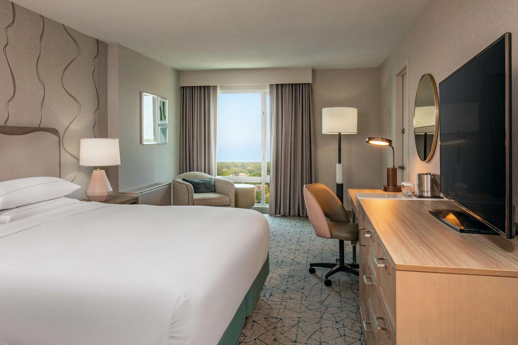 Doubletree By Hilton Hotel And Conference Center Chicago North Shore Skokie Bagian luar foto