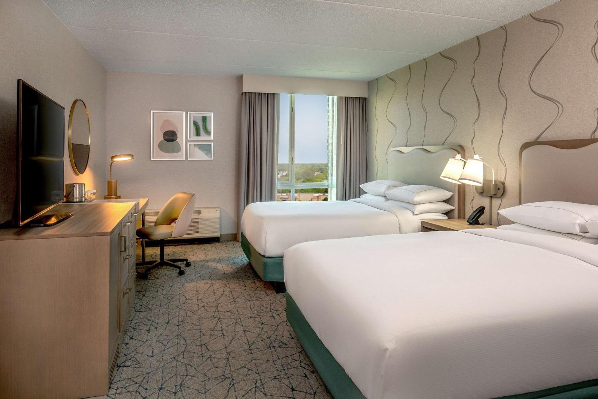 Doubletree By Hilton Hotel And Conference Center Chicago North Shore Skokie Bagian luar foto