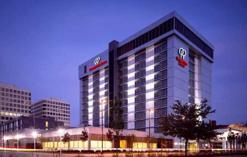 Doubletree By Hilton Hotel And Conference Center Chicago North Shore Skokie Bagian luar foto